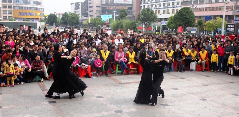 ��f(xi��)����������c��